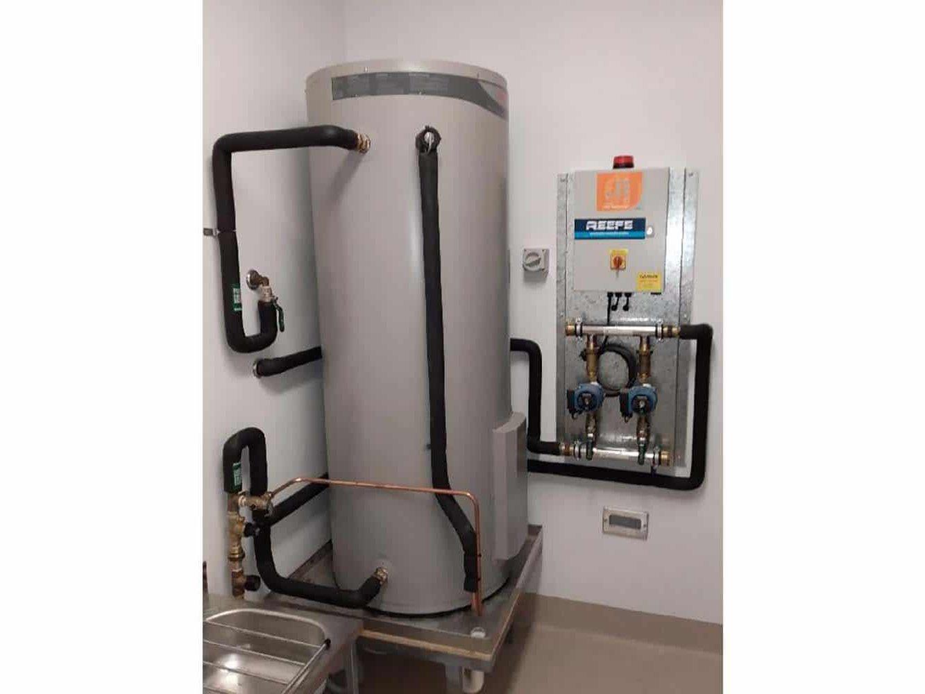 Hot Water Cylinder Buderim